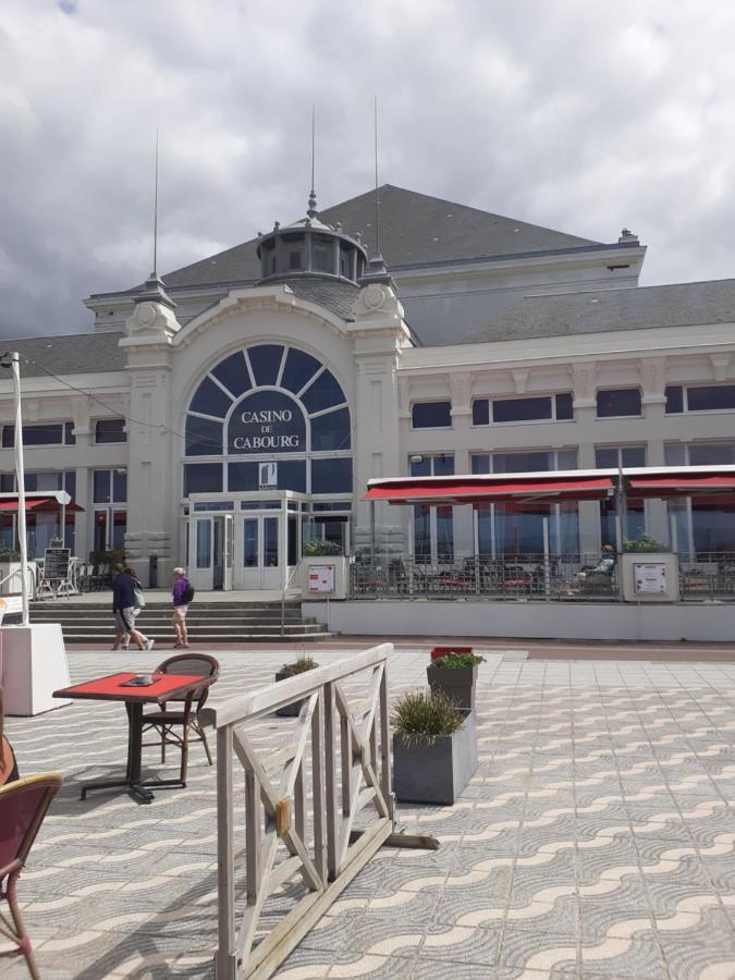 Appartamento L'Annexe Cabourg Esterno foto